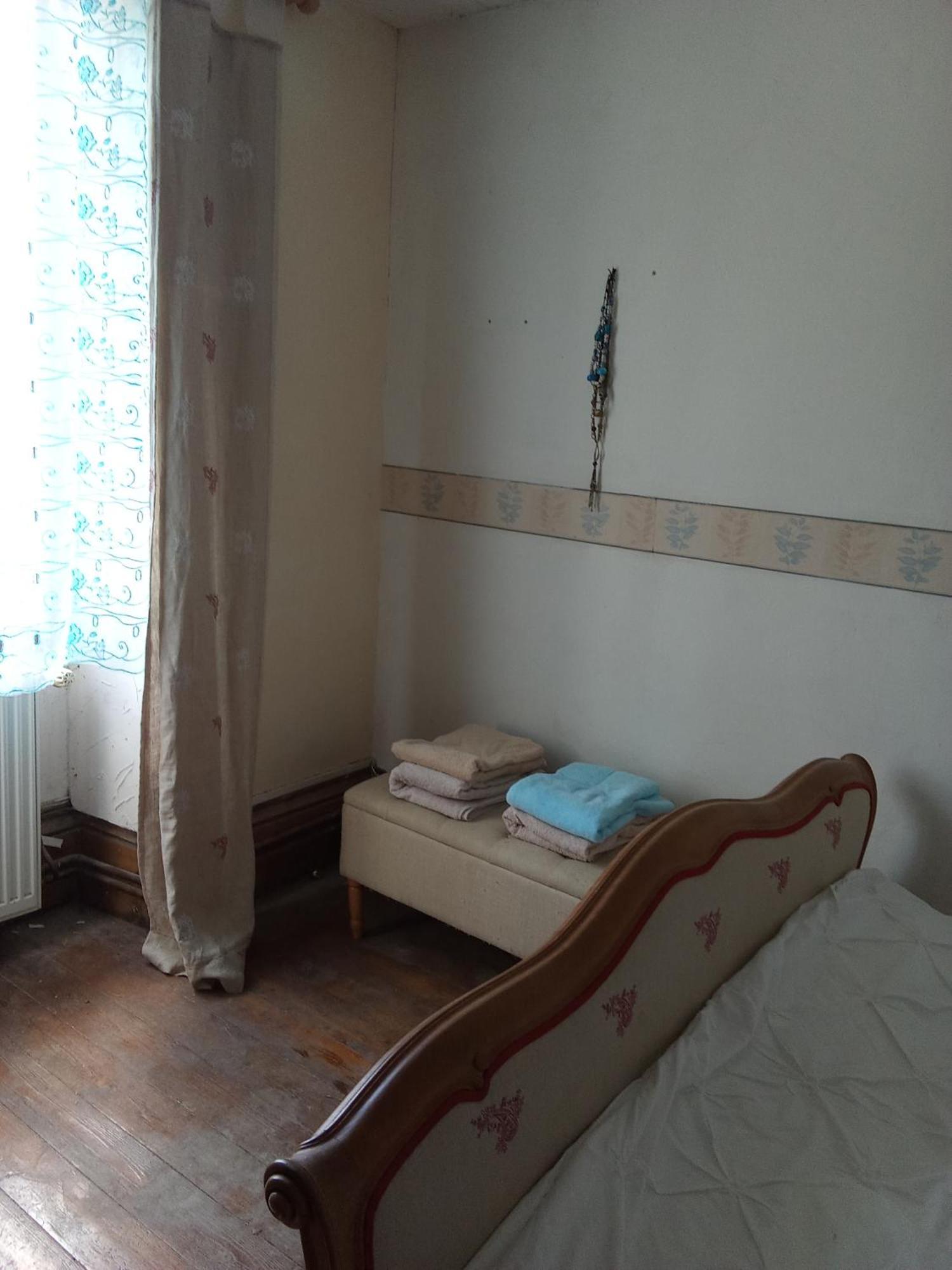 La Grille Fleurie, Chambres D'Hote Chez L'Habitant Arthonnay Dış mekan fotoğraf