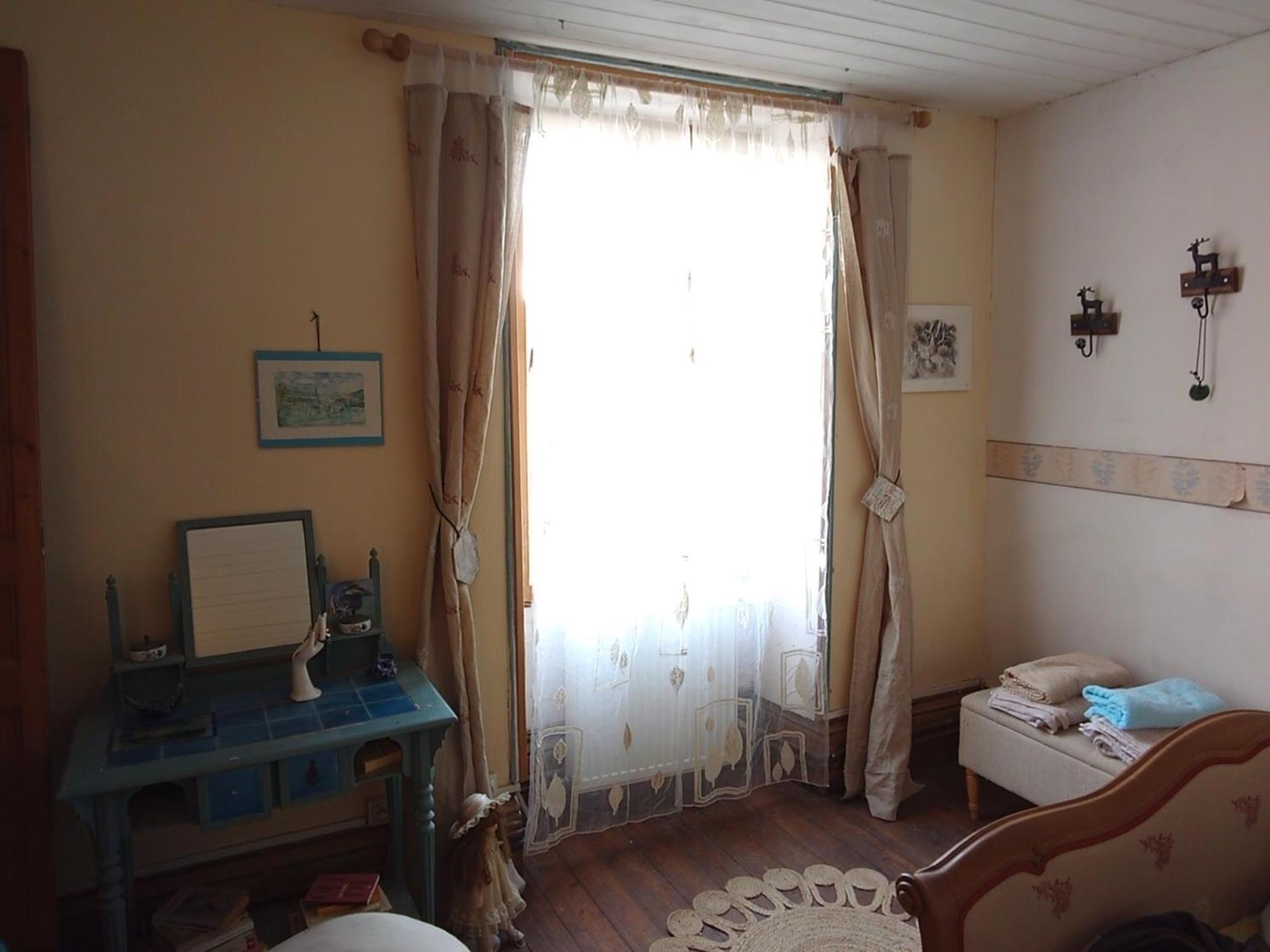 La Grille Fleurie, Chambres D'Hote Chez L'Habitant Arthonnay Dış mekan fotoğraf