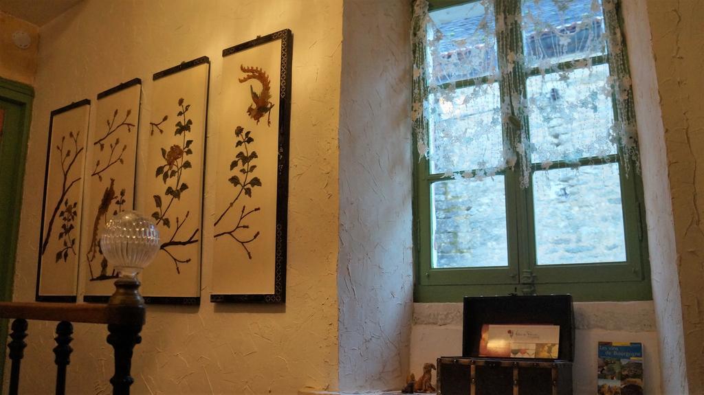 La Grille Fleurie, Chambres D'Hote Chez L'Habitant Arthonnay Dış mekan fotoğraf